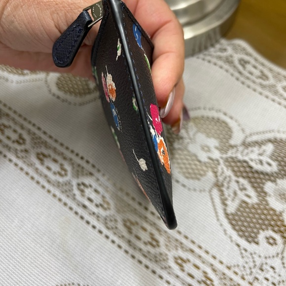 Coach change purse key ring - Picture 4 of 7